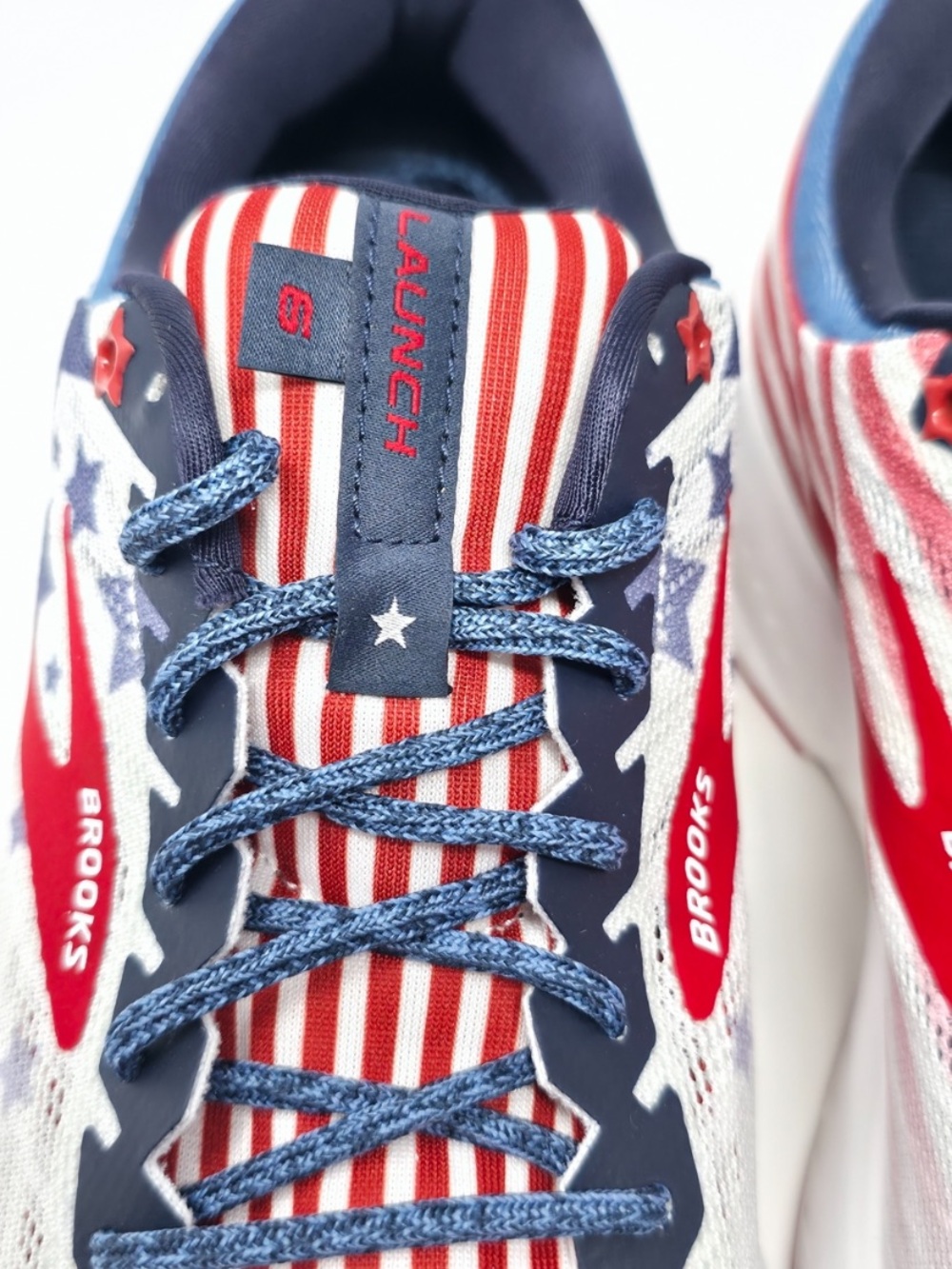 Brooks Patriotic Running Shoes - Red White Blue! Women’s 8.5! NWOB! - Picture 9 of 11